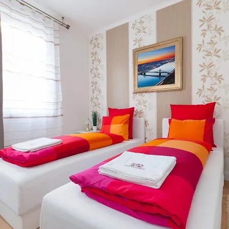 Appartement Gde Hollo *